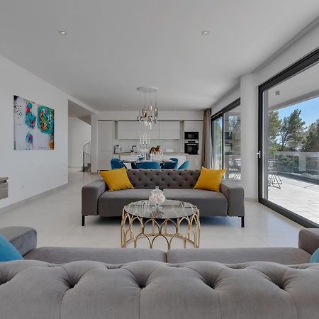 Villa Melody Bast Exteriér fotografie
